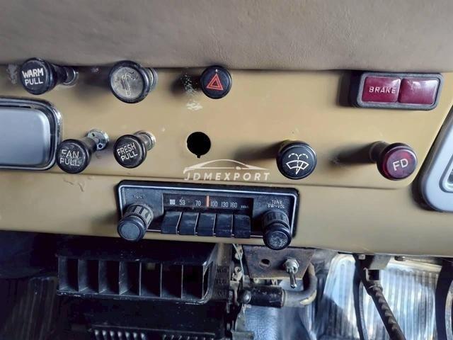 Toyota Land Cruiser 40 1981 thumbnail 64