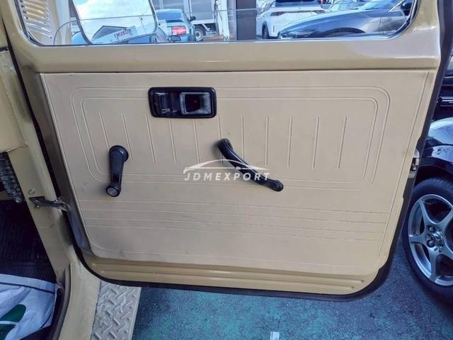 Toyota Land Cruiser 40 1981 thumbnail 62