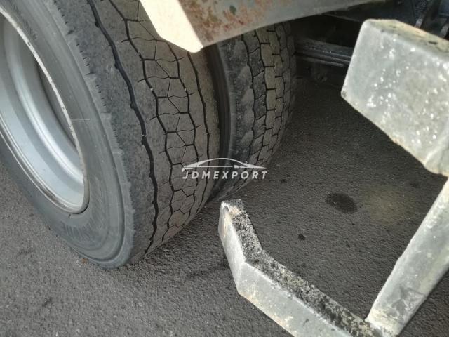 Mitsubishi Fuso Fighter 2001 thumbnail 12