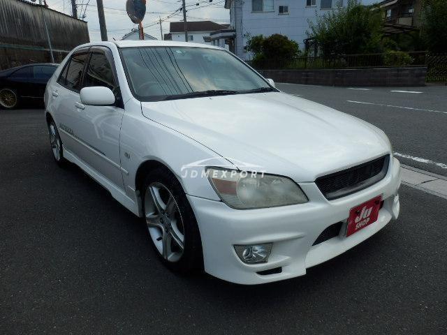 Toyota Altezza 2000 thumbnail 3