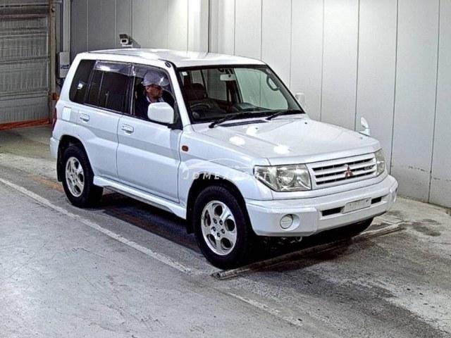 Mitsubishi Pajero iO 1999