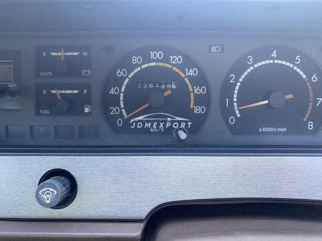 Toyota Cresta 1981 thumbnail 17