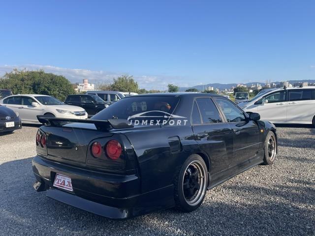 Nissan Skyline 1998 thumbnail 2