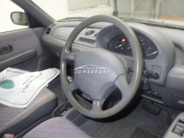 Nissan March 1995 thumbnail 4