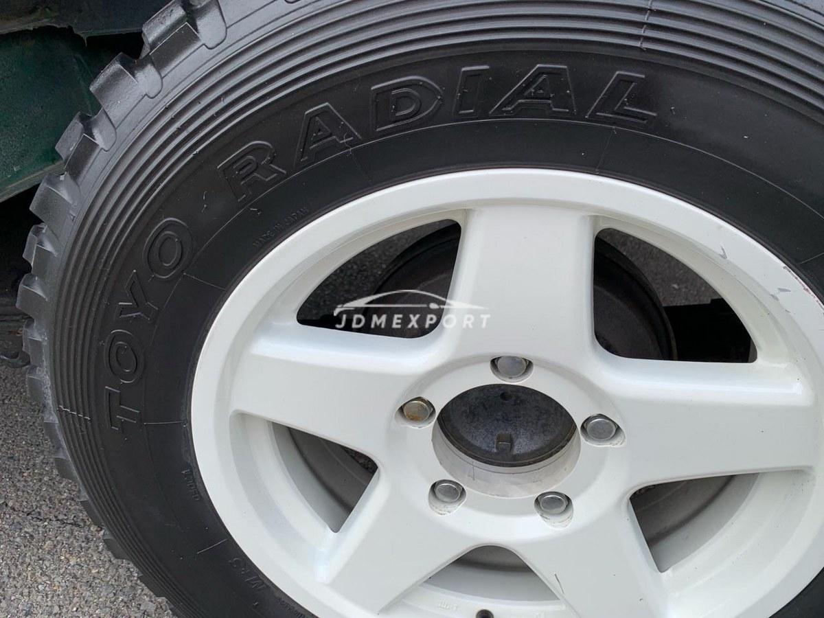 Mitsubishi Jeep 1990 thumbnail 9
