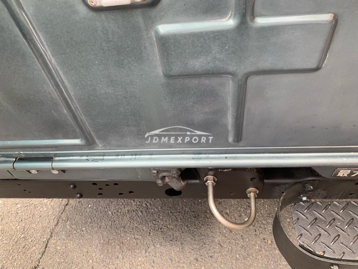 Mitsubishi Jeep 1990 thumbnail 35