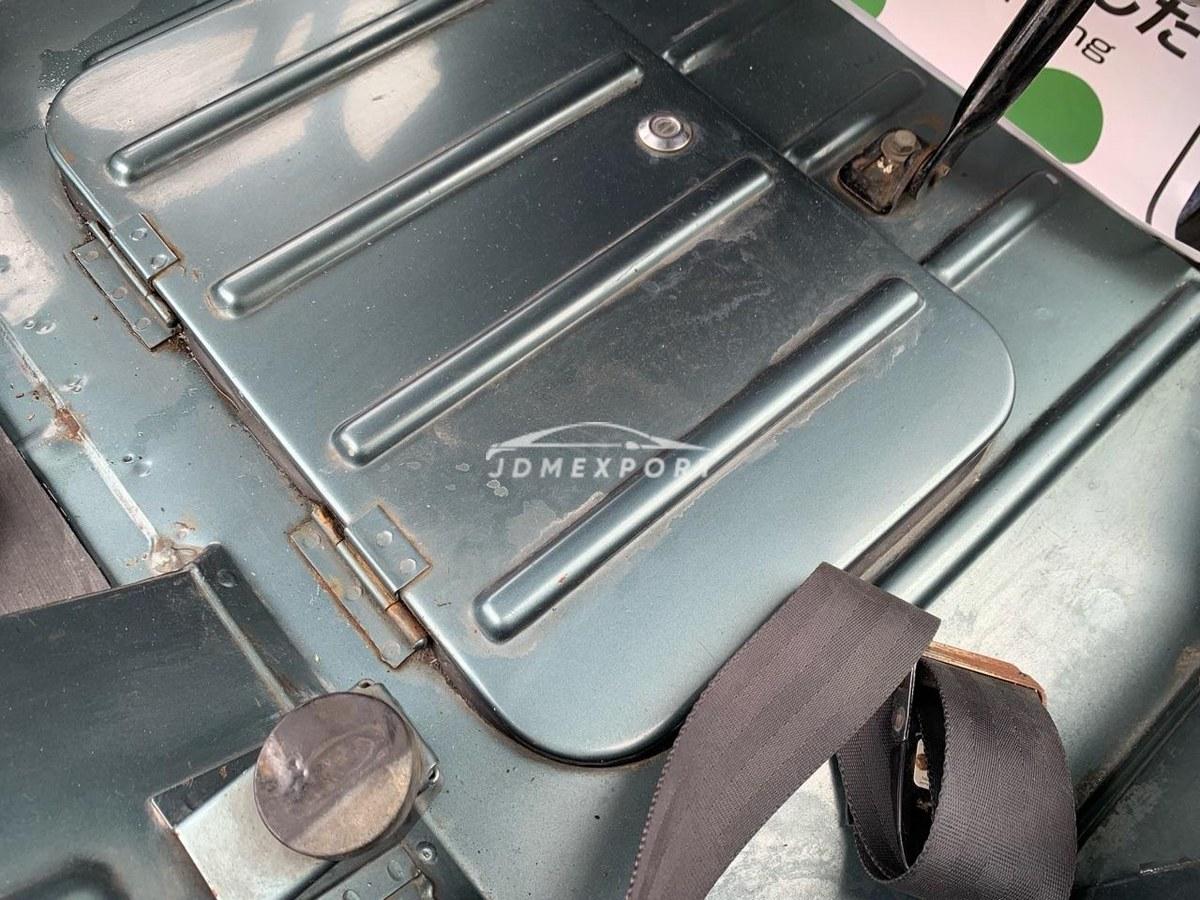 Mitsubishi Jeep 1990 thumbnail 27
