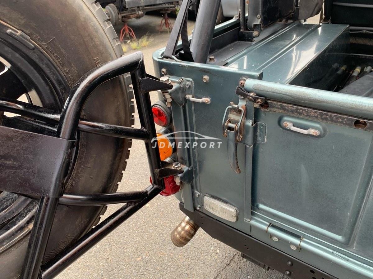 Mitsubishi Jeep 1990 thumbnail 32