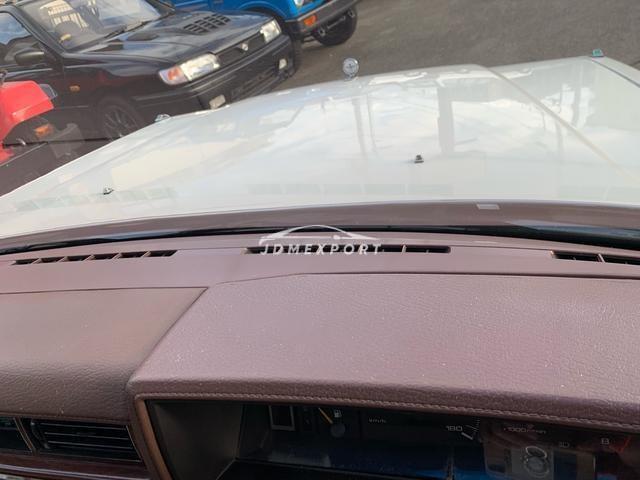 Nissan Gloria Van 1986 thumbnail 12