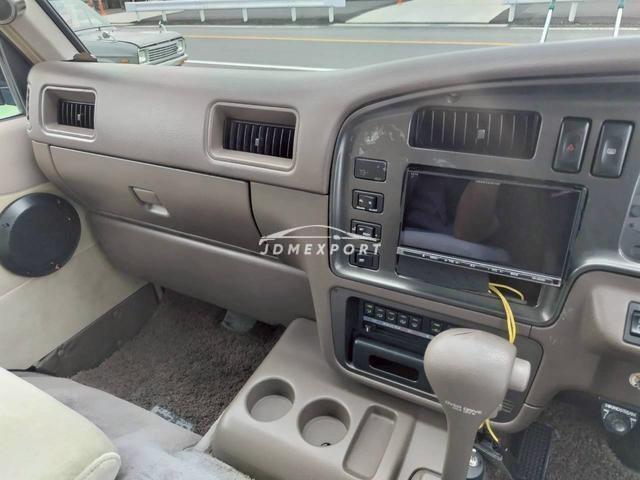 Nissan Caravan Coach 1994 thumbnail 15