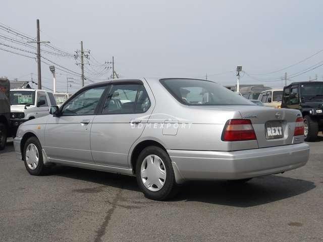 Nissan Bluebird 1996 thumbnail 9