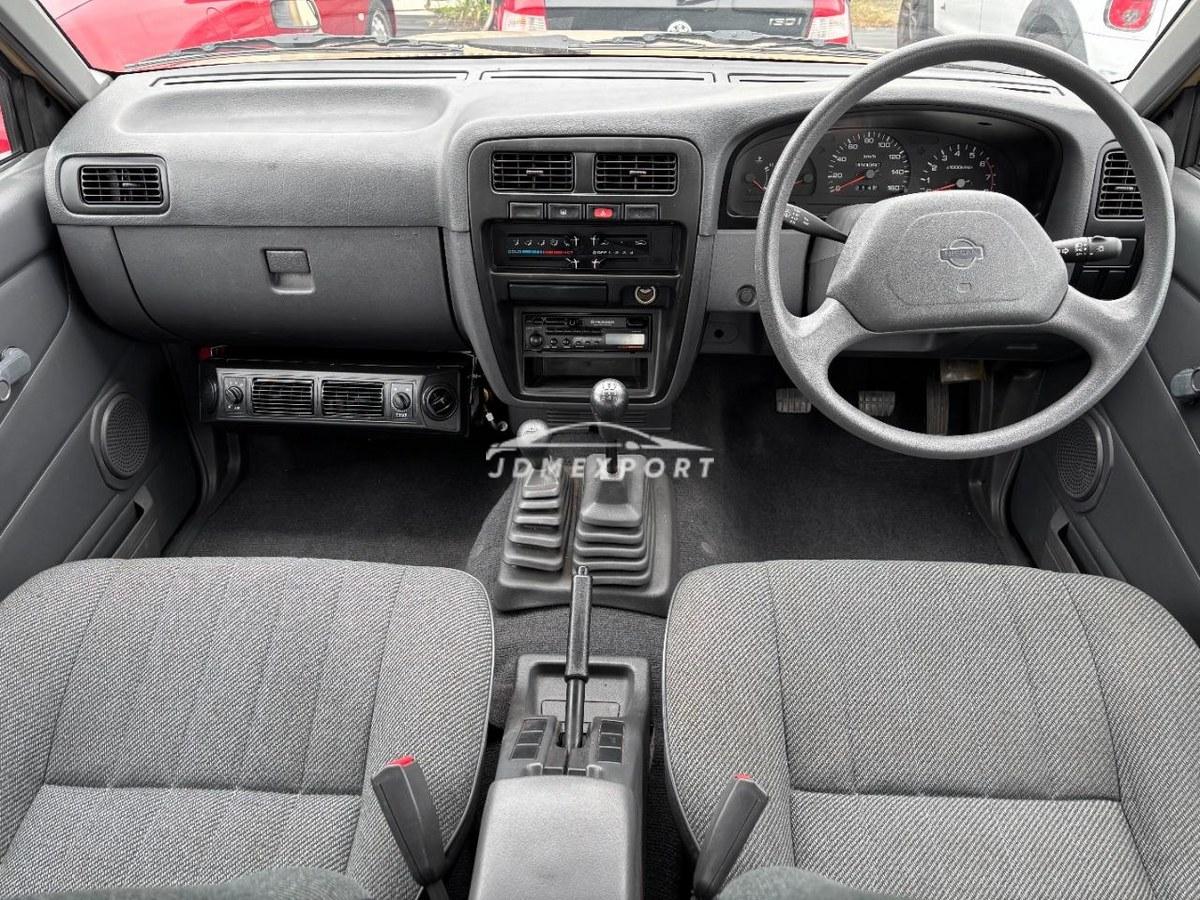 Nissan Datsun Pickup 1994 thumbnail 15
