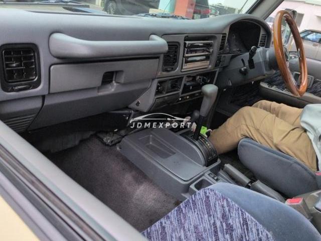Toyota Land Cruiser Prado 1996 thumbnail 3