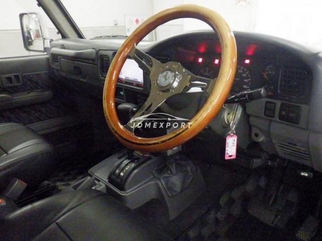 Toyota Land Cruiser Prado 1993 thumbnail 3