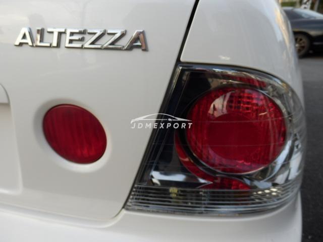 Toyota Altezza 2001 thumbnail 17