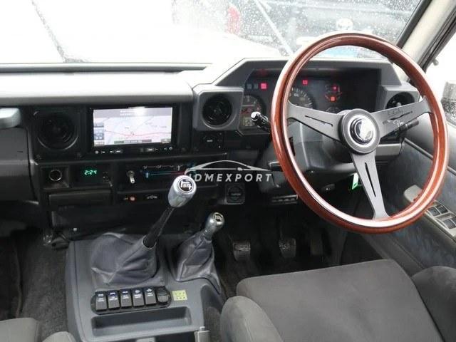Toyota Land Cruiser 1998 thumbnail 43