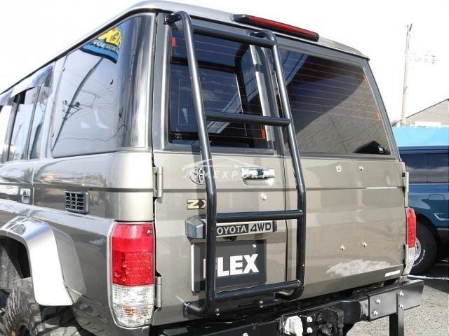 Toyota Land Cruiser 1998 thumbnail 18