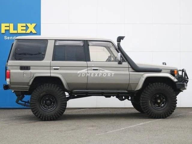 Toyota Land Cruiser 1998 thumbnail 9