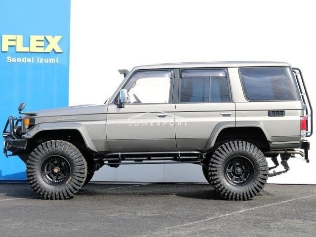 Toyota Land Cruiser 1998 thumbnail 25