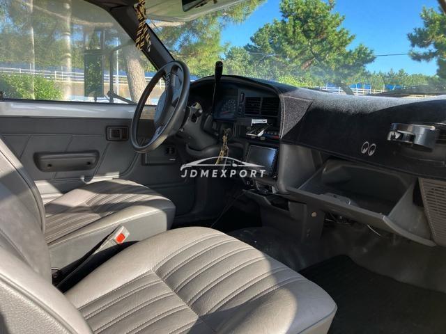 Toyota Hilux 1993 thumbnail 19