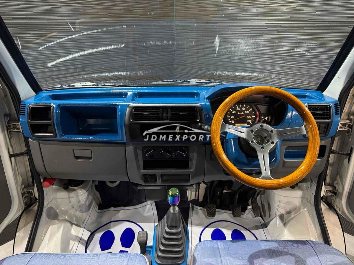 Mitsubishi Minicab Truck 2000 thumbnail 9