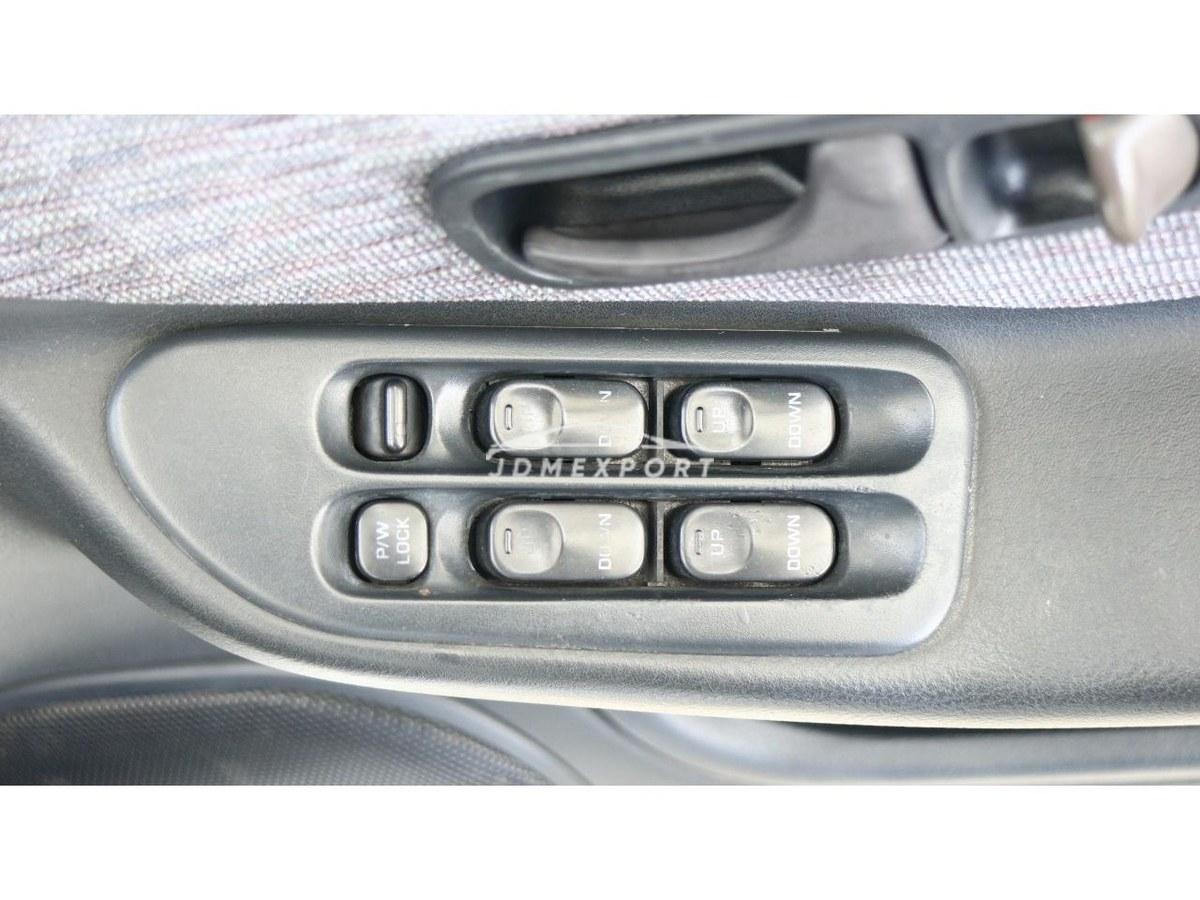 Nissan Cefiro 1988 thumbnail 68