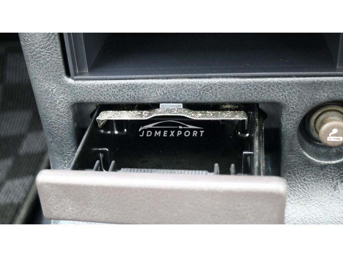 Nissan Cefiro 1988 thumbnail 57
