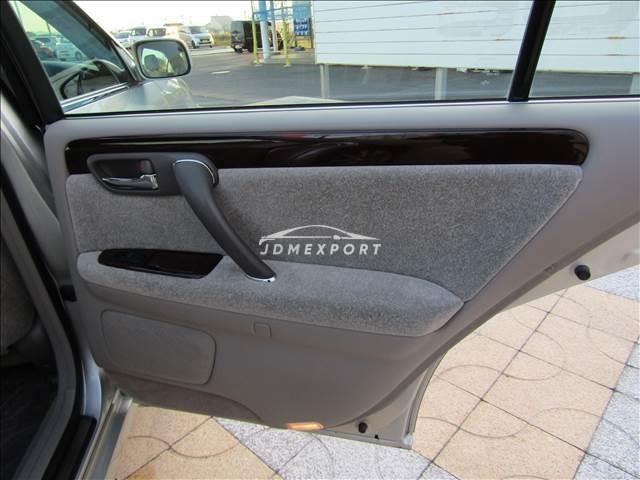 Toyota Crown 2002 thumbnail 27