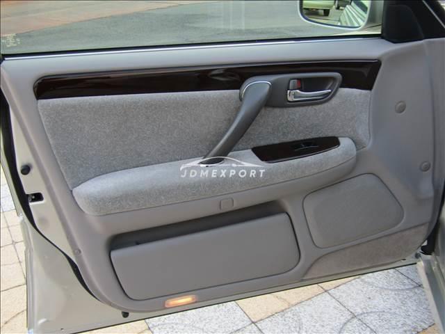 Toyota Crown 2002 thumbnail 25