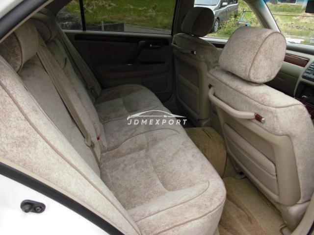 Toyota Crown Majesta 2001 thumbnail 5