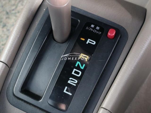 Toyota vista 1998 thumbnail 13