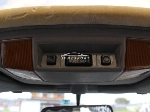 Nissan Leopard 1990 thumbnail 10