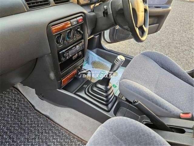Nissan Sunny 1996 thumbnail 12