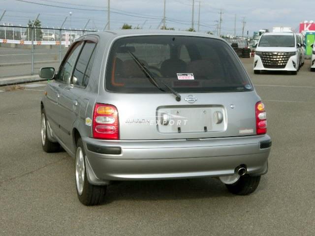 Nissan March 2001 thumbnail 3
