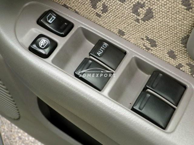 Nissan March 2001 thumbnail 16
