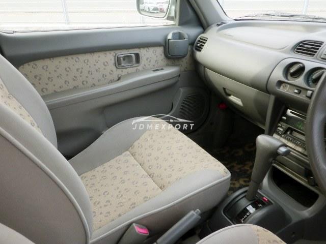 Nissan March 2001 thumbnail 10