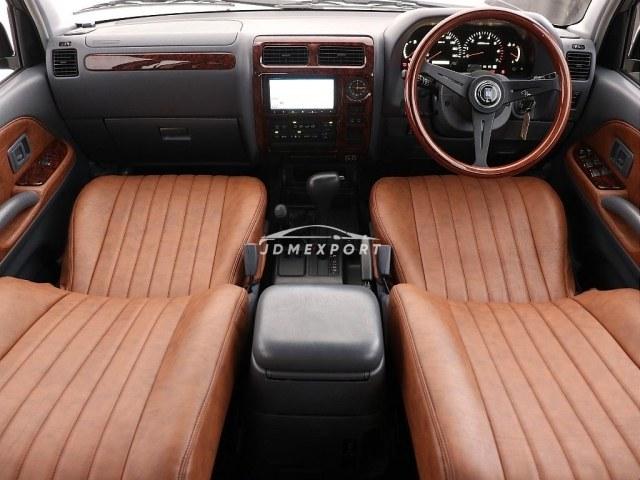 Toyota Land Cruiser Prado 2001 thumbnail 3
