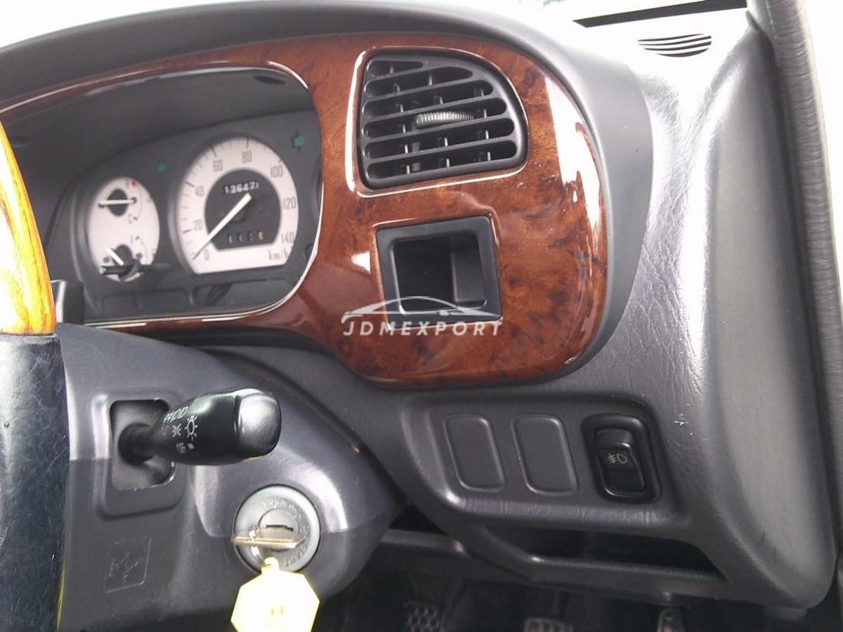 Daihatsu Mira Gino 2000 thumbnail 24
