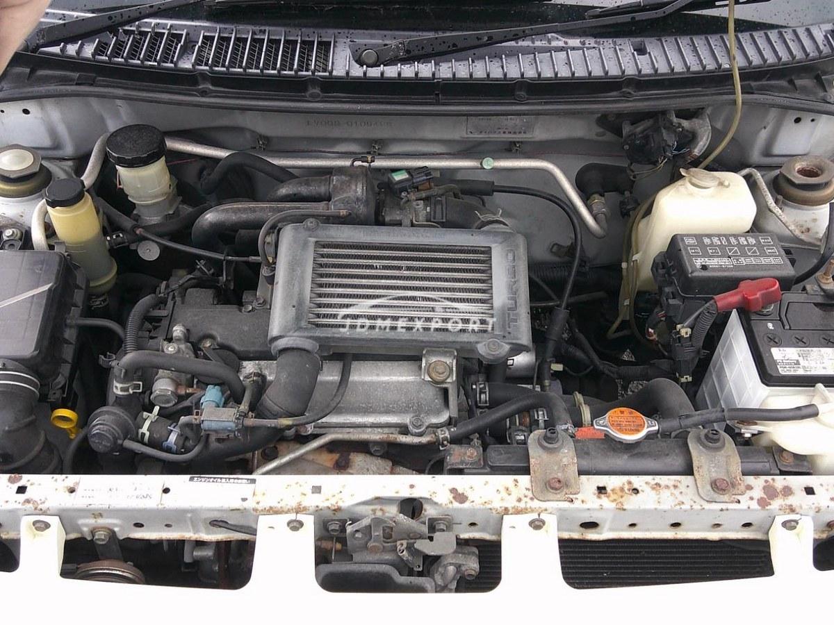 Daihatsu Mira Gino 2000 thumbnail 9