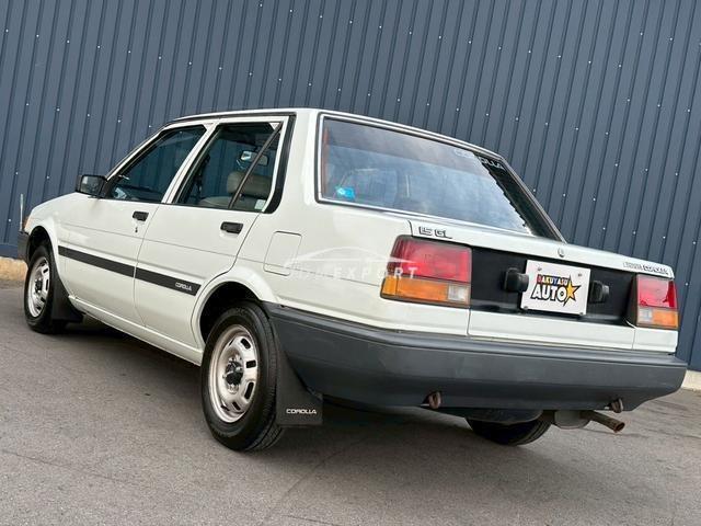 Toyota Corolla 1983 thumbnail 2