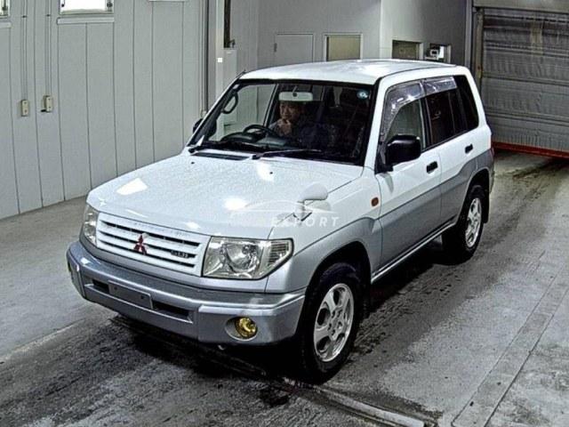 Mitsubishi Pajero iO 1999 thumbnail 5