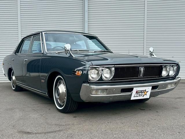 Nissan Gloria Van 1973 thumbnail 10
