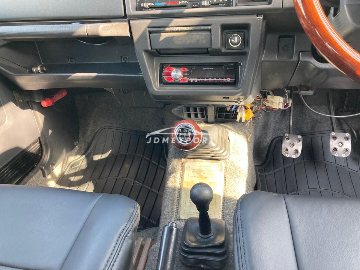 Suzuki Jimny 1996 thumbnail 28