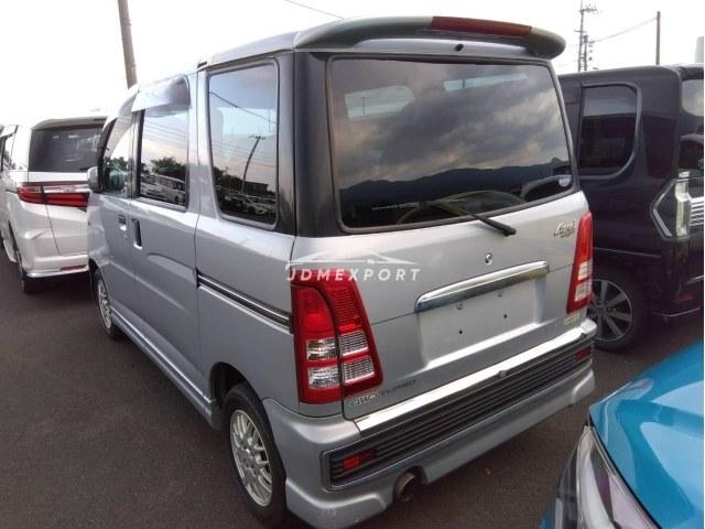 Daihatsu Atrai Wagon 2002 thumbnail 2