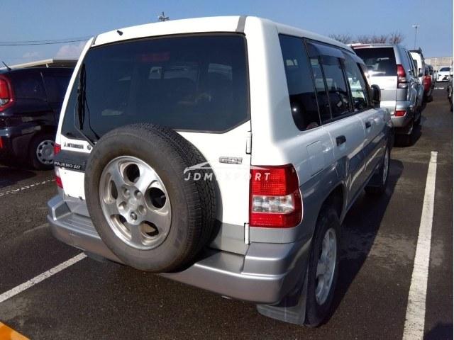 Mitsubishi Pajero iO 1999 thumbnail 6
