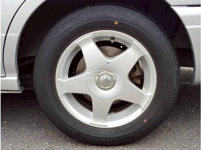 Nissan Bluebird 1999 thumbnail 13