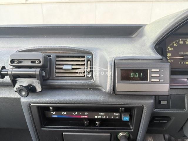 Toyota Mark II Wagon 1985 thumbnail 15