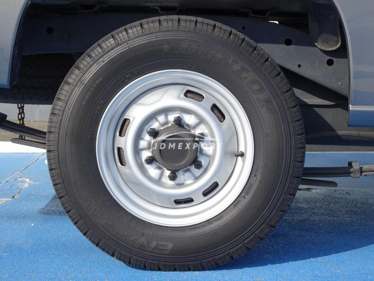 Nissan Datsun Truck 1996 thumbnail 22