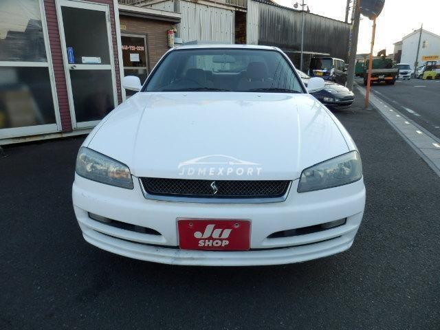 Nissan Skyline 2000 thumbnail 7