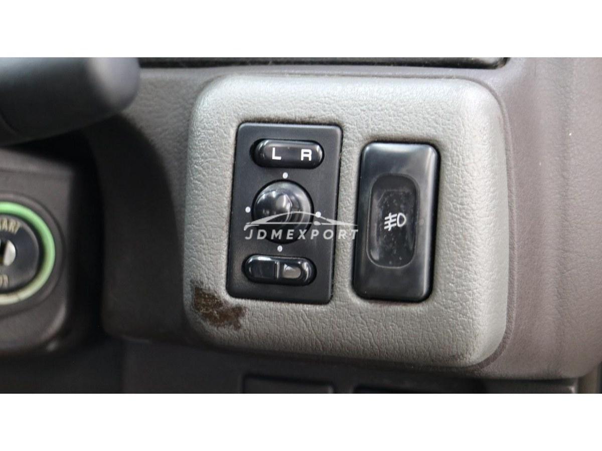 Nissan Cefiro 1991 thumbnail 65